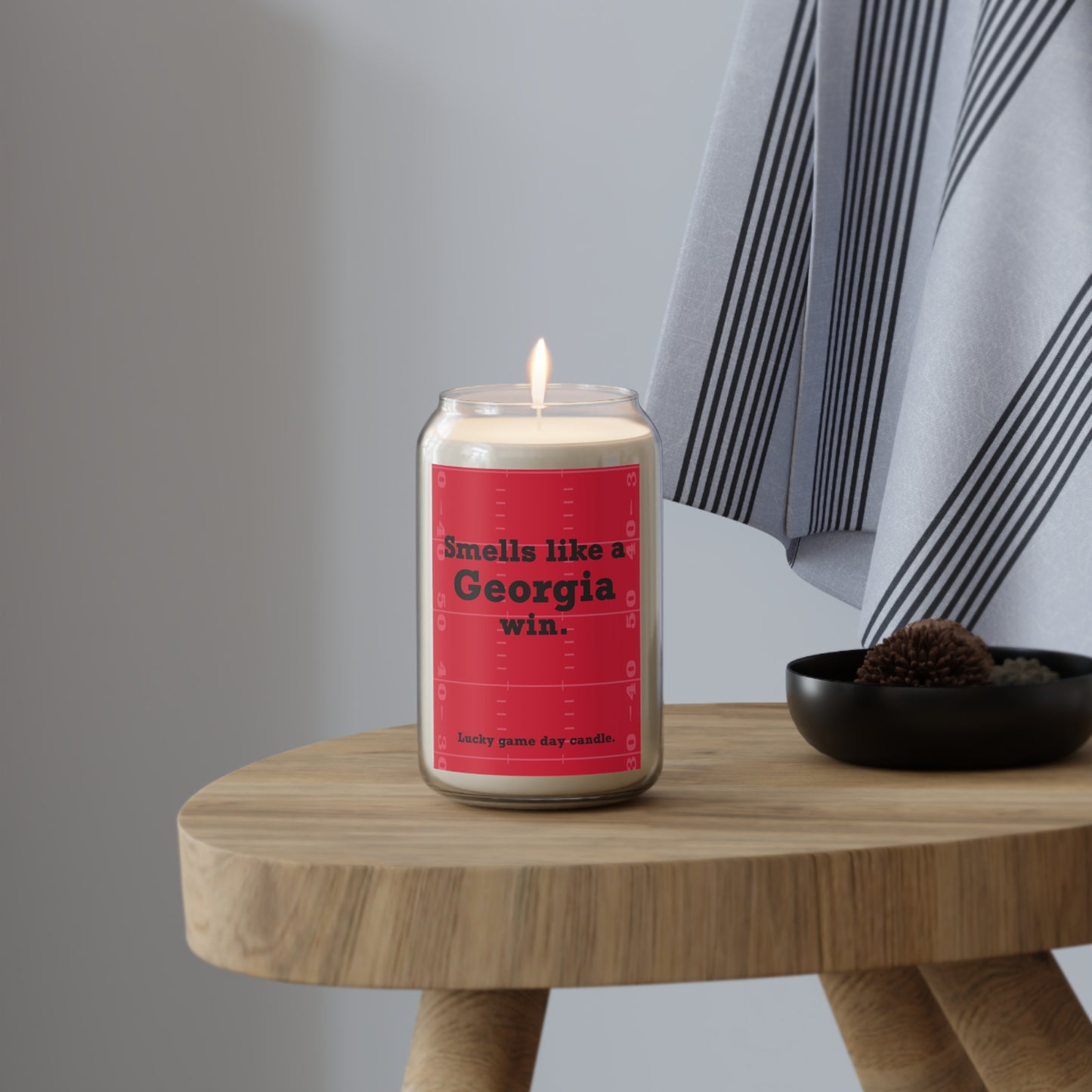 Georgia Football - "Smells like a Georgia win" scented candle (13.75 oz)