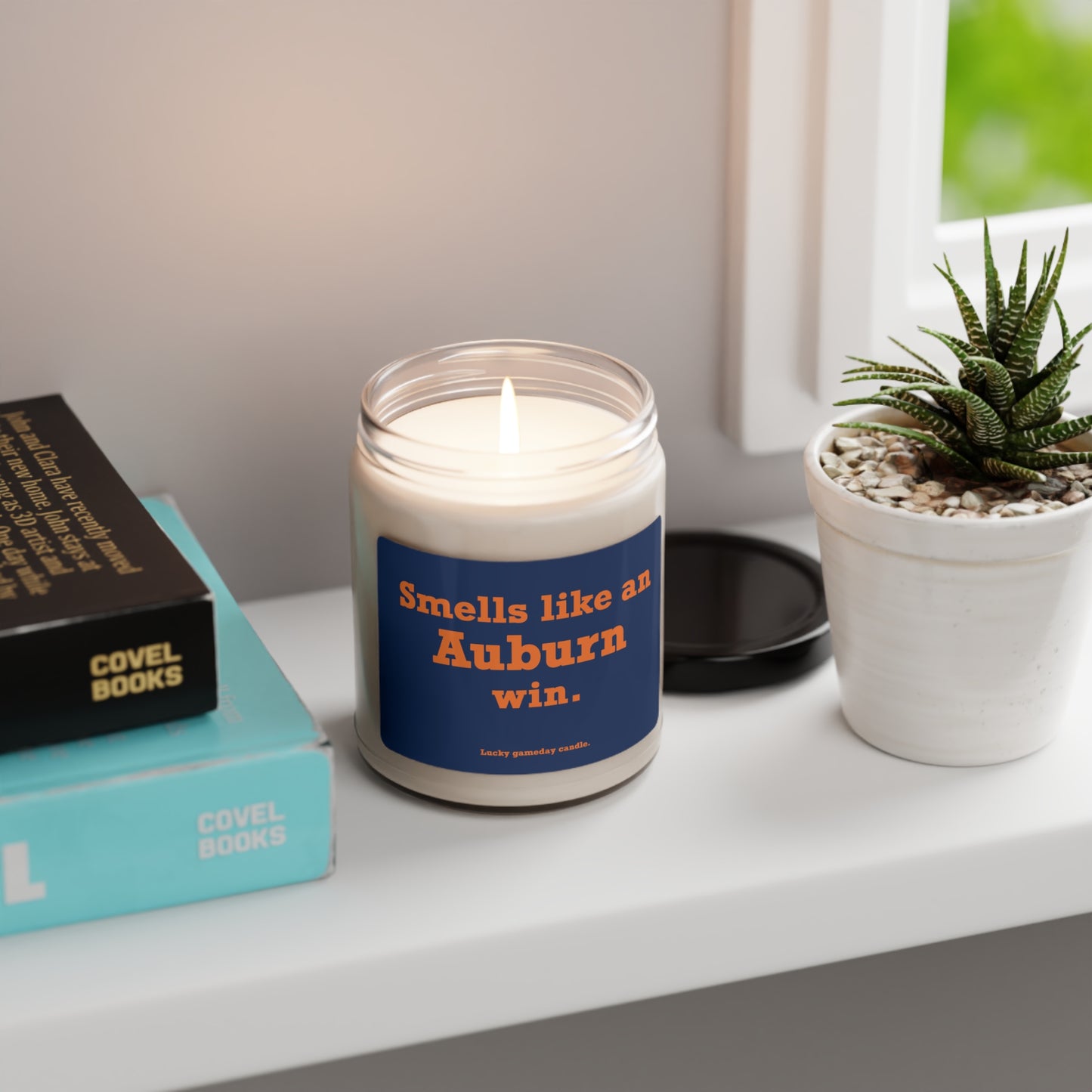 Auburn - "Smells like an Auburn win" scented candle (9 oz)