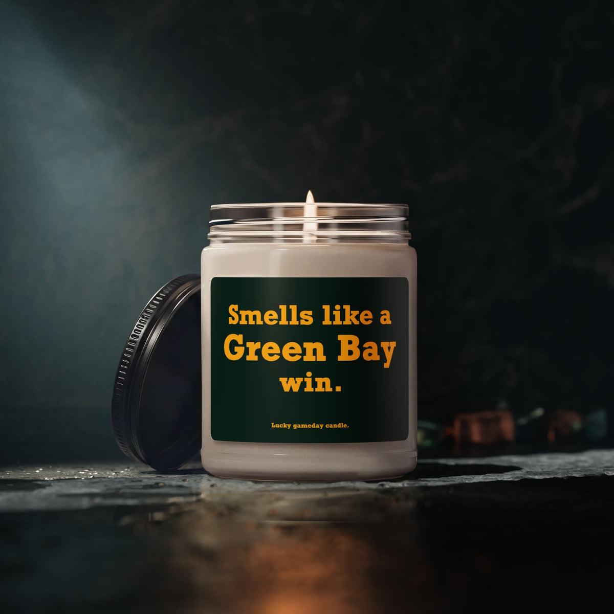 Green Bay - Smells like a Green Bay win scented candle (9 oz)