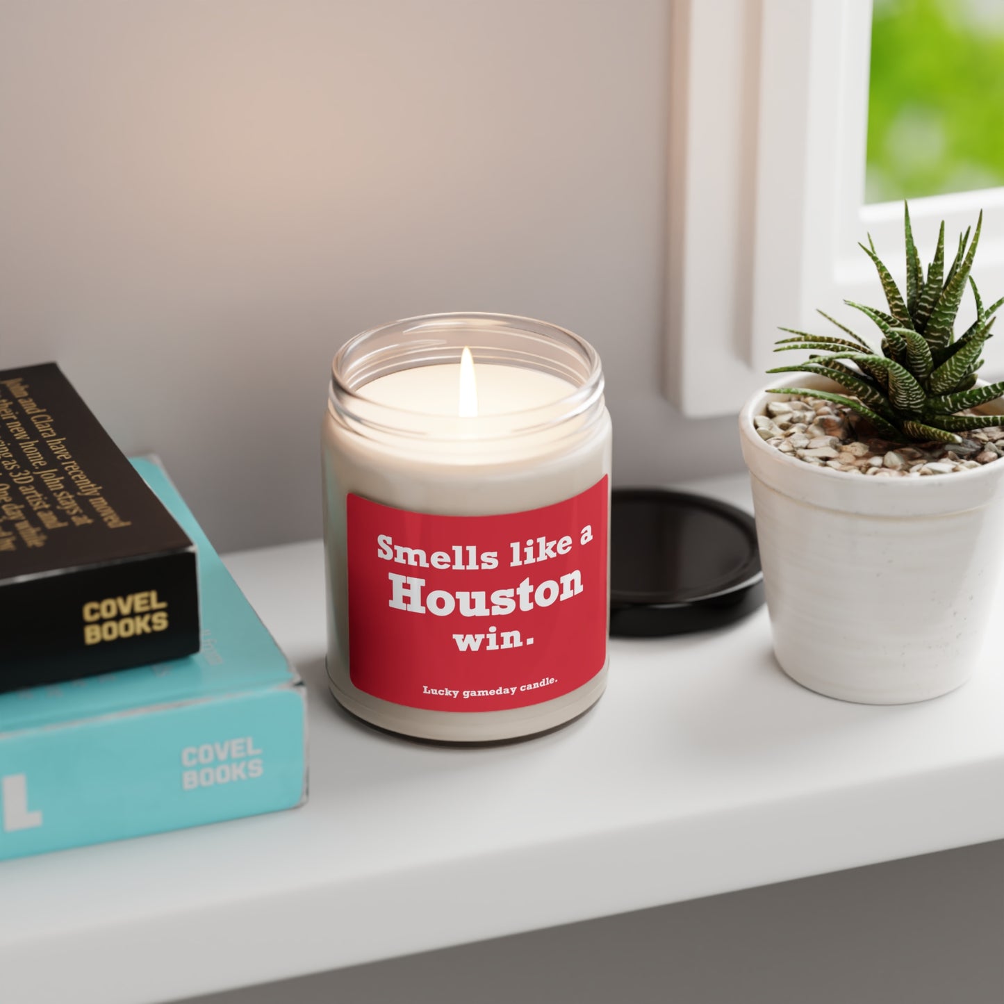 Houston - "Smells like a Houston win" scented candle (9 oz)