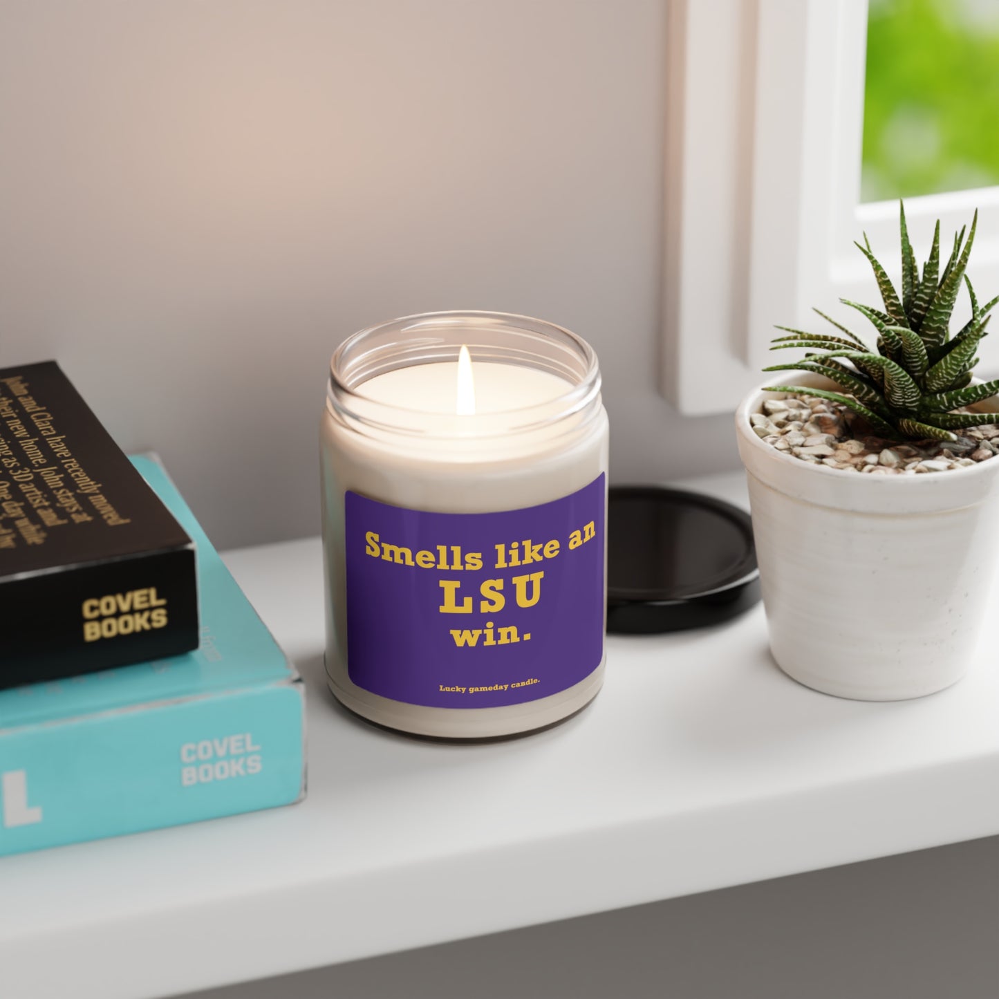 LSU - "Smells like an LSU win" scented candle (9 oz)