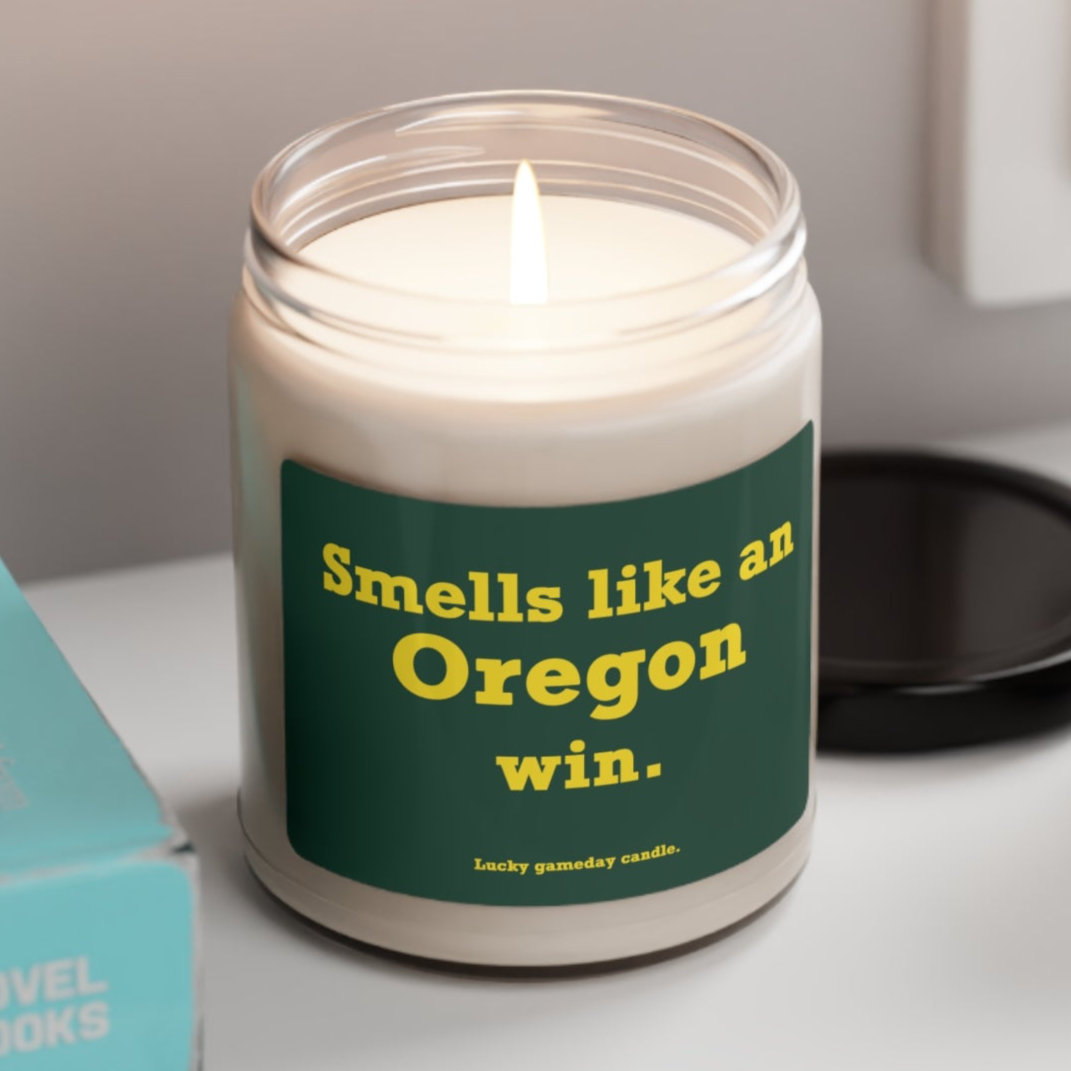 Oregon - "Smells like an Oregon win" scented candle (9 oz)