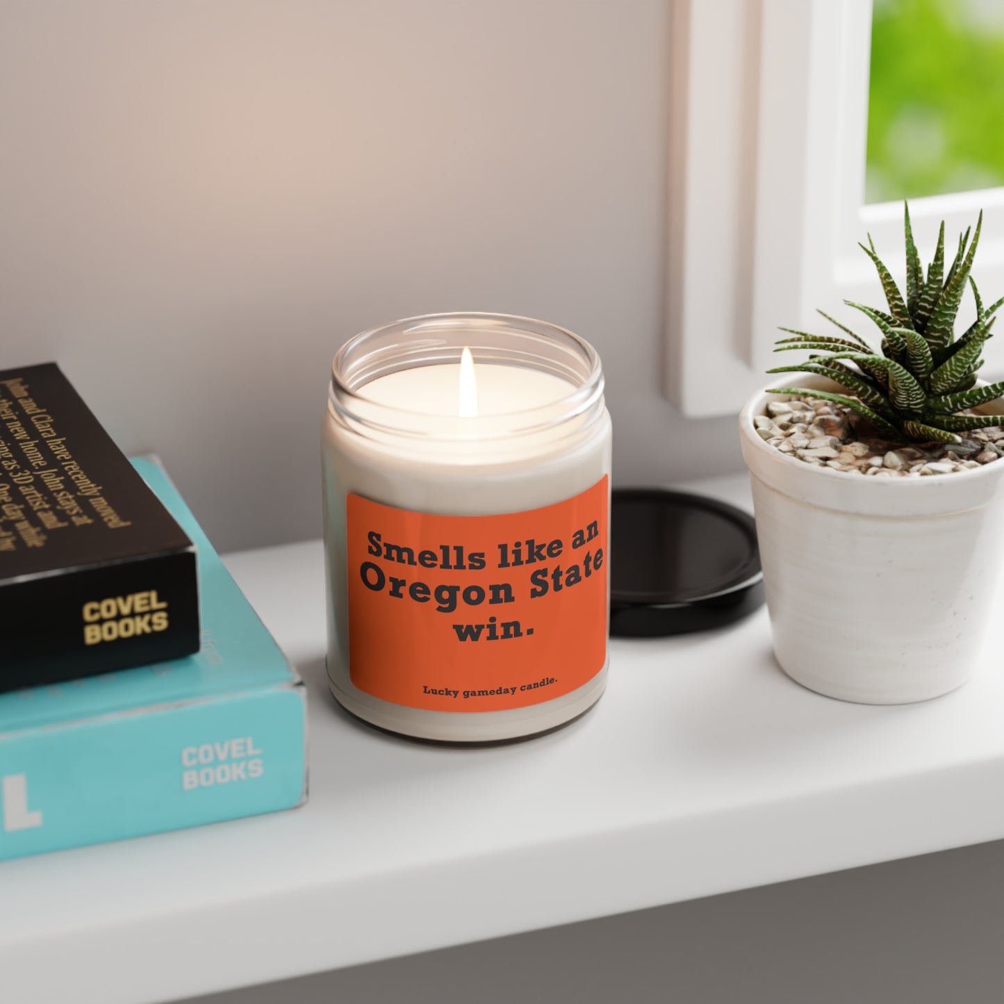 Oregon State - "Smells like an Oregon State win" scented candle (9 oz)